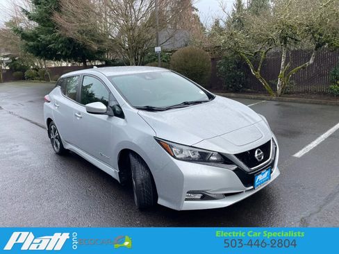 Used 2018 Nissan Leaf SV w/ SV Technology Package image 14