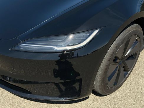 Used 2025 Tesla Model 3 RWD image 12