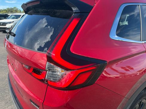 Used 2025 Honda CR-V Sport Touring image 15