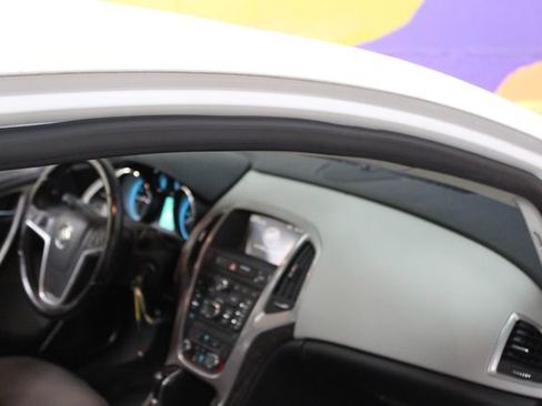 Used 2016 Buick Verano Convenience FWD image 11