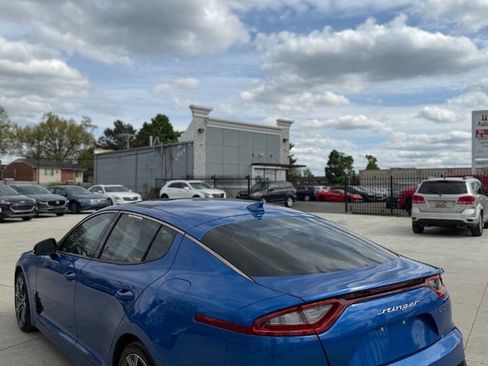 Used 2020 Kia Stinger GT-Line w/ Sun & Sound Package RWD image 5