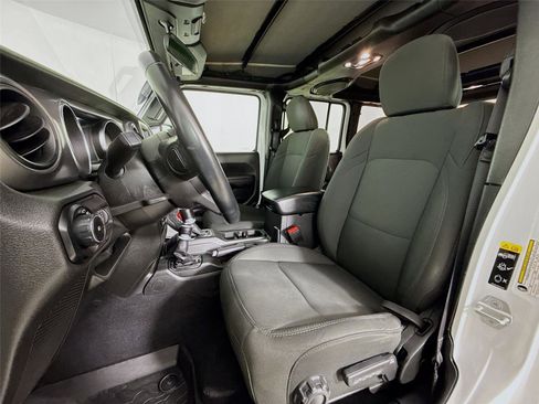 Used 2021 Jeep Wrangler Unlimited Sport S image 19