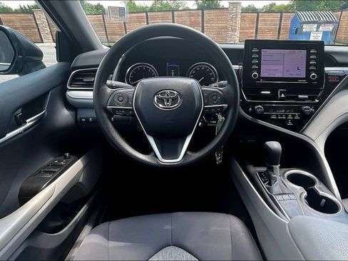 Used 2023 Toyota Camry LE FWD image 5