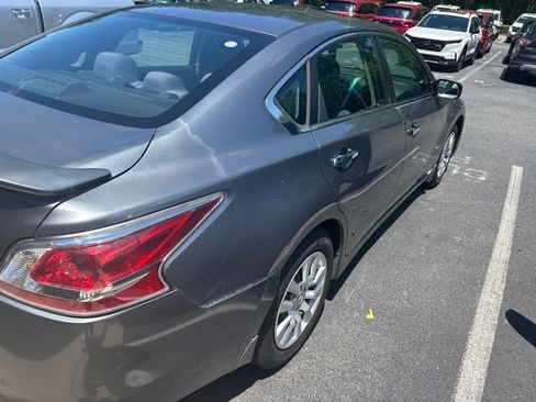 Used 2015 Nissan Altima 2.5 S w/ Power Driver Seat Package FWD image 8