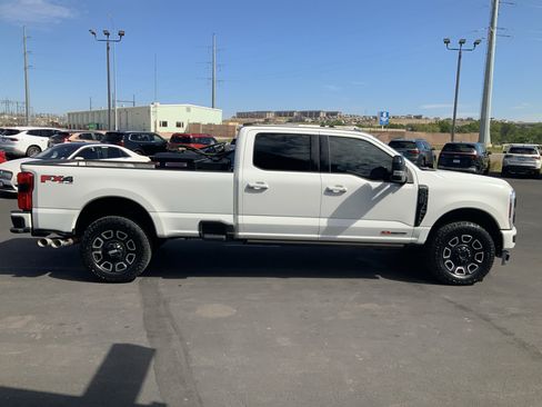 Used 2025 Ford F350 Platinum w/ FX4 Off-Road Package AWD/4WD image 5