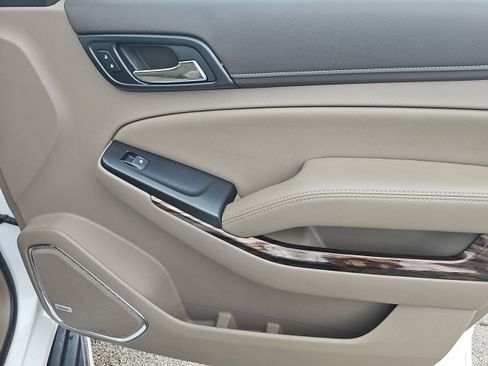 Used 2019 GMC Yukon XL SLT w/ Open Road Package image 53