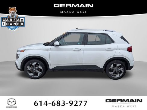 Used 2024 Hyundai Venue SEL FWD image 8