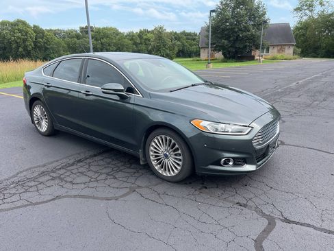 Used 2016 Ford Fusion Titanium FWD image 5