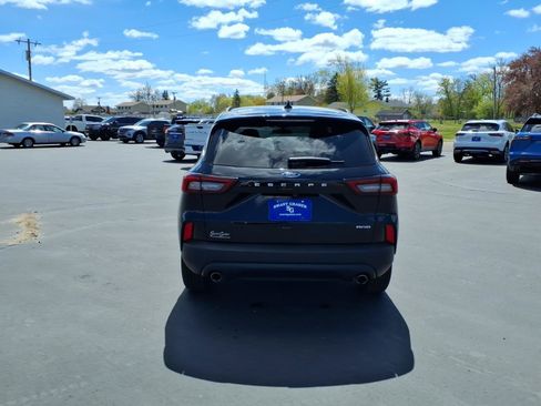Used 2025 Ford Escape ST-Line Select AWD/4WD image 5
