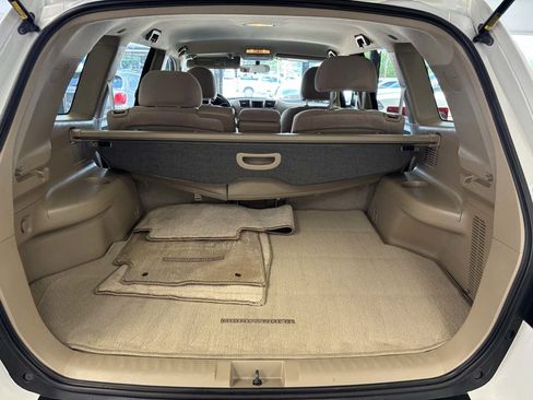 Used 2008 Toyota Highlander 2WD w/ Cold Weather Pkg image 13