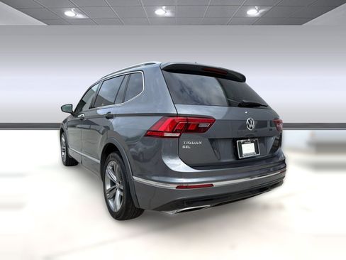 Used 2019 Volkswagen Tiguan SEL R-Line FWD image 3