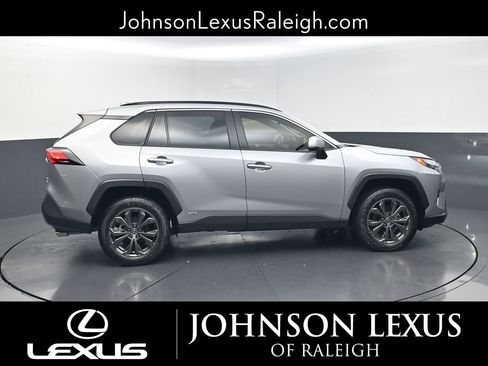 Used 2025 Toyota RAV4 Limited w/ Advanced Technology Package image 6