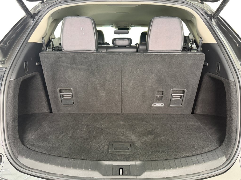 Used 2020 MAZDA CX-9 Touring FWD image 17