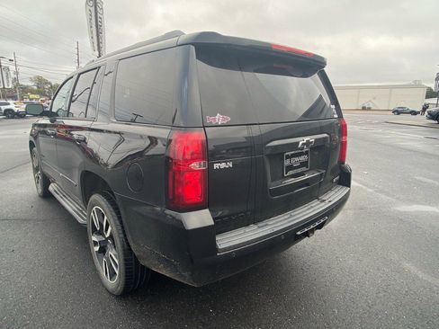 Used 2018 Chevrolet Tahoe Premier image 2