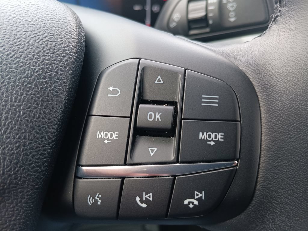 Used 2025 Ford Maverick XLT w/ XLT Luxury Package AWD/4WD image 15