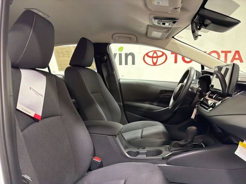 Used 2026 Toyota Corolla LE FWD image 12