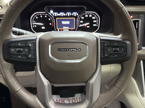 Used 2021 GMC Yukon XL Denali w/ LPO, Illumination Package image 15