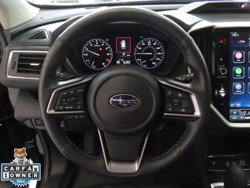Used 2023 Subaru Ascent Limited w/ Technology Package image 17