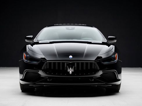 Used 2021 Maserati Ghibli Trofeo image 7