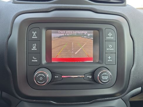 Used 2020 Jeep Renegade Sport AWD/4WD image 15