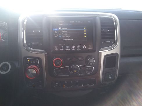 Used 2016 RAM 1500 Laramie w/ Convenience Group image 19