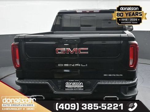 Used 2024 GMC Sierra 1500 Denali AWD/4WD image 4