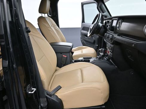 Used 2018 Jeep Wrangler Unlimited Rubicon image 29