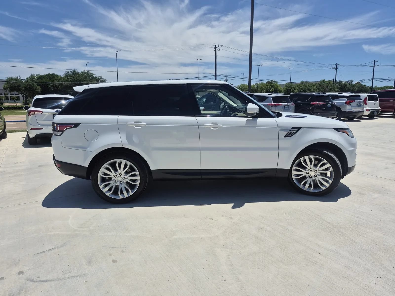 Used 2015 Land Rover Range Rover Sport HSE AWD/4WD image 5