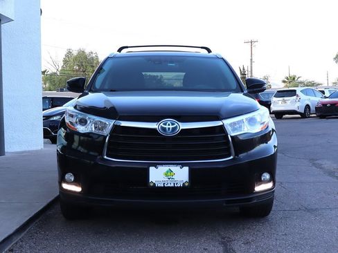 Used 2016 Toyota Highlander Limited Platinum AWD/4WD image 16