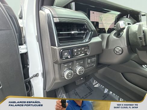 New 2026 GMC Yukon XL AT4 w/ AT4 Premium Plus Package image 18