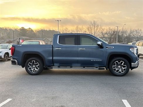 Used 2024 GMC Sierra 1500 SLT w/ SLT Premium Package image 2