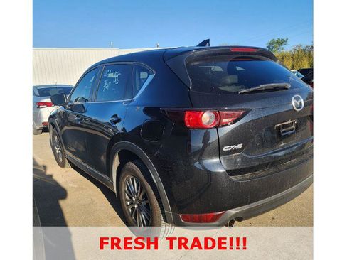Used 2017 MAZDA CX-5 Touring image 3