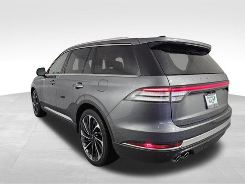 Certified 2025 Lincoln Aviator Reserve w/ Equipment Group 201A AWD/4WD image 5
