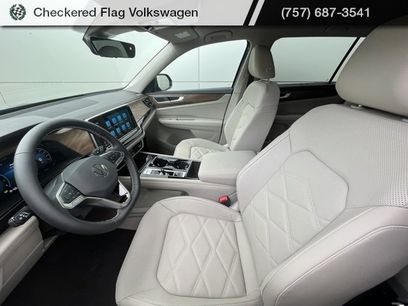 New 2025 Volkswagen Atlas SE