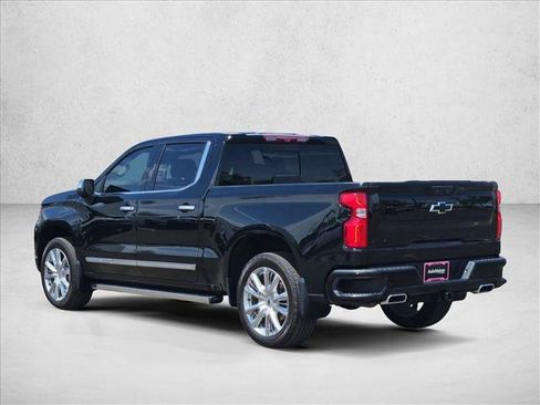 Certified 2023 Chevrolet Silverado 1500 High Country w/ High Country Premium Package AWD/4WD image 6