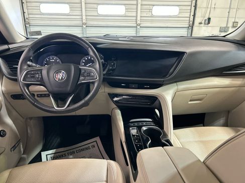 Used 2021 Buick Envision Essence w/ Technology Package I AWD/4WD image 4