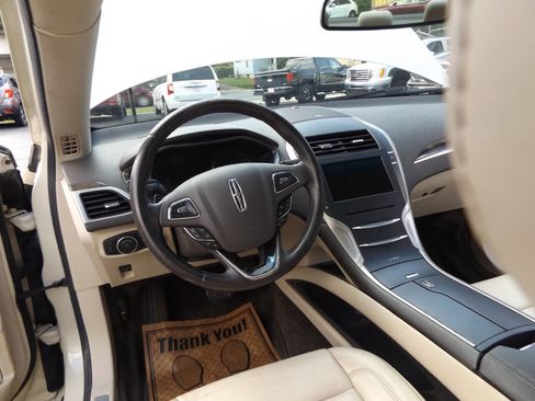 Used 2016 Lincoln MKZ AWD w/ Equipment Group 200A Select image 17