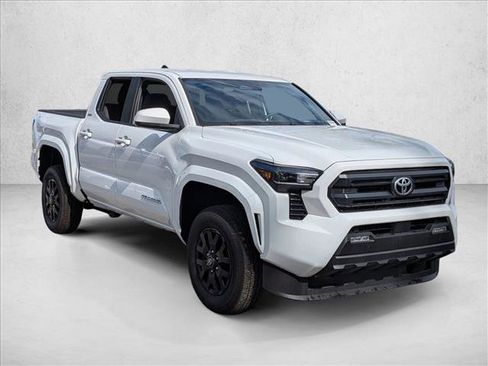 Used 2024 Toyota Tacoma SR5 image 3