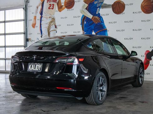 Used 2022 Tesla Model 3 RWD image 26