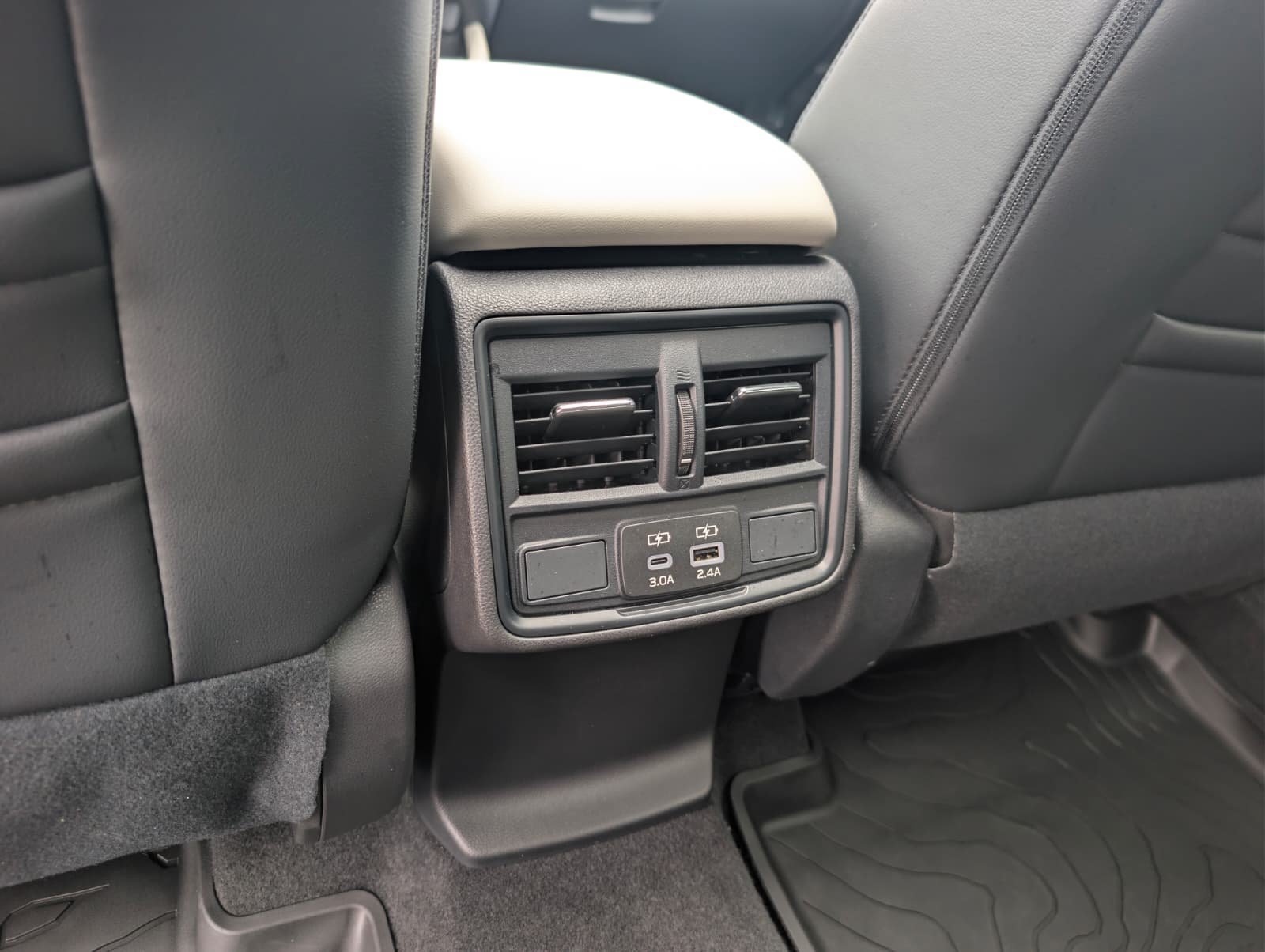 Used 2026 Subaru Forester Premium AWD/4WD image 26