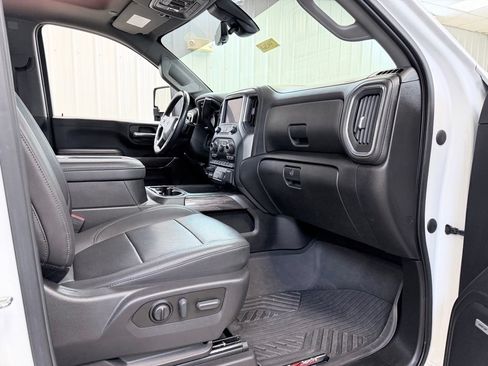 Used 2022 Chevrolet Silverado 2500 LTZ w/ LTZ Plus Package AWD/4WD image 38
