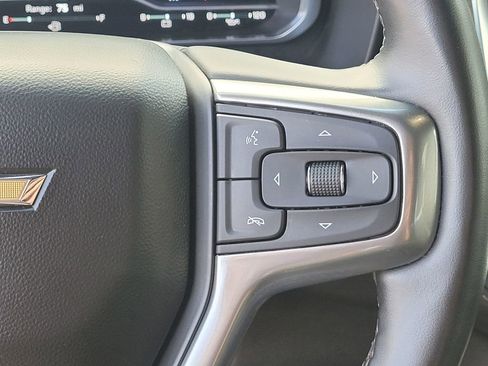 Used 2023 Chevrolet Suburban Premier image 20