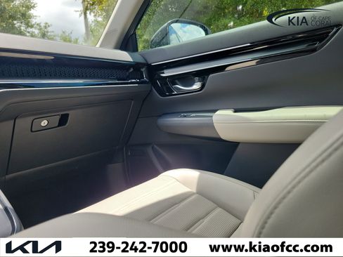 Used 2025 Honda CR-V EX-L image 15