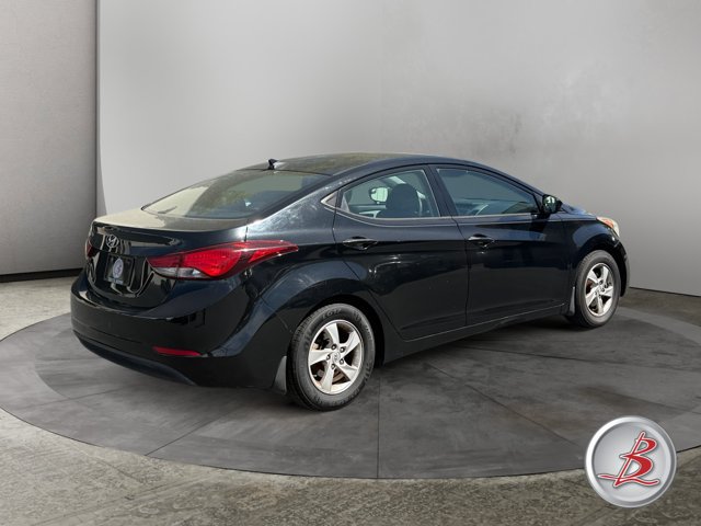 Used 2015 Hyundai Elantra SE FWD image 7