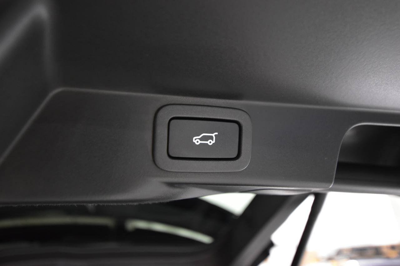 Used 2018 Land Rover Range Rover Sport Supercharged AWD/4WD image 55