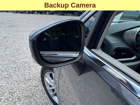 Used 2021 Chrysler Pacifica Touring w/ Cold Weather Group AWD/4WD image 7