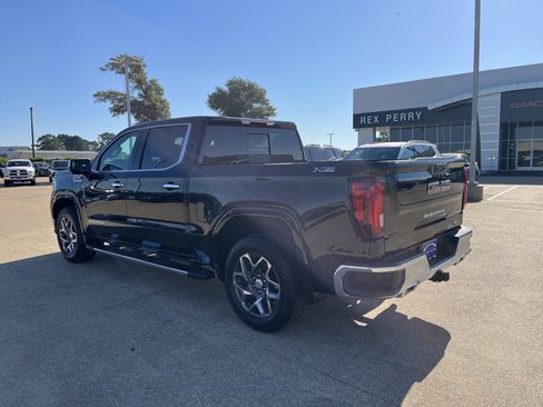 New 2026 GMC Sierra 1500 SLT w/ SLT Premium Package AWD/4WD image 4