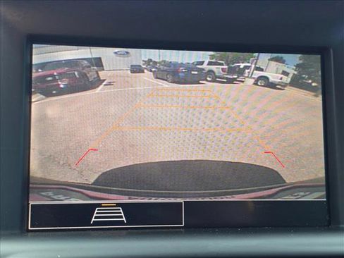 Used 2022 GMC Terrain SLE w/ Driver Convenience Package AWD/4WD image 14