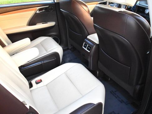 Used 2019 Lexus RX 450hL Base AWD 4dr SUV image 46