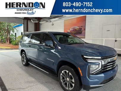 New 2026 Chevrolet Suburban LT w/ Comfort Package